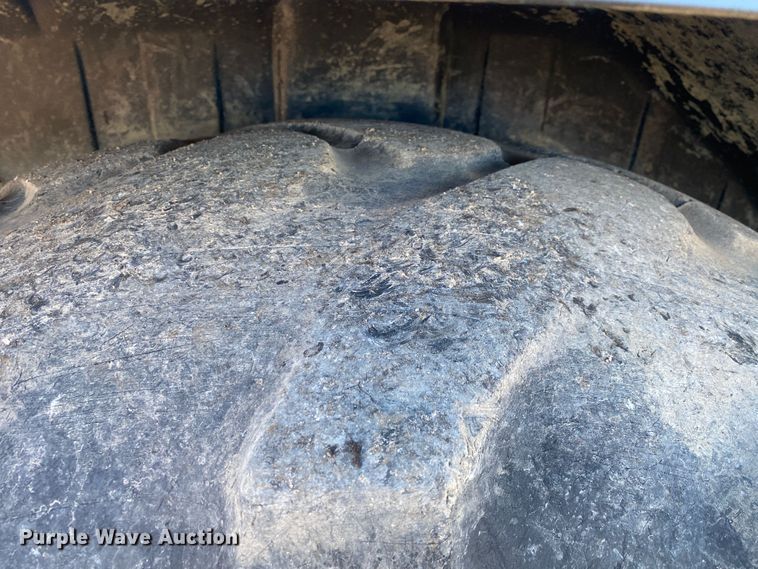 image for item JW9232 Case 580L  backhoe