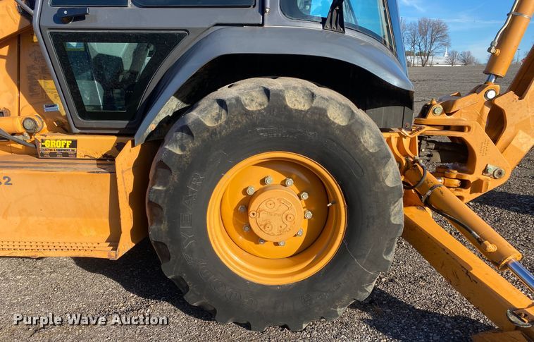 image for item JW9232 Case 580L  backhoe