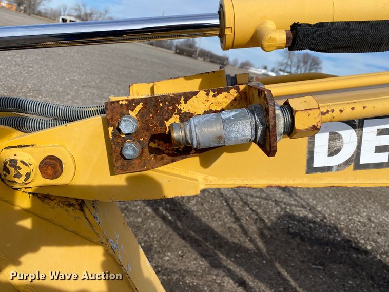 image for item JW9235 2006 John Deere 17ZTS  mini excavator