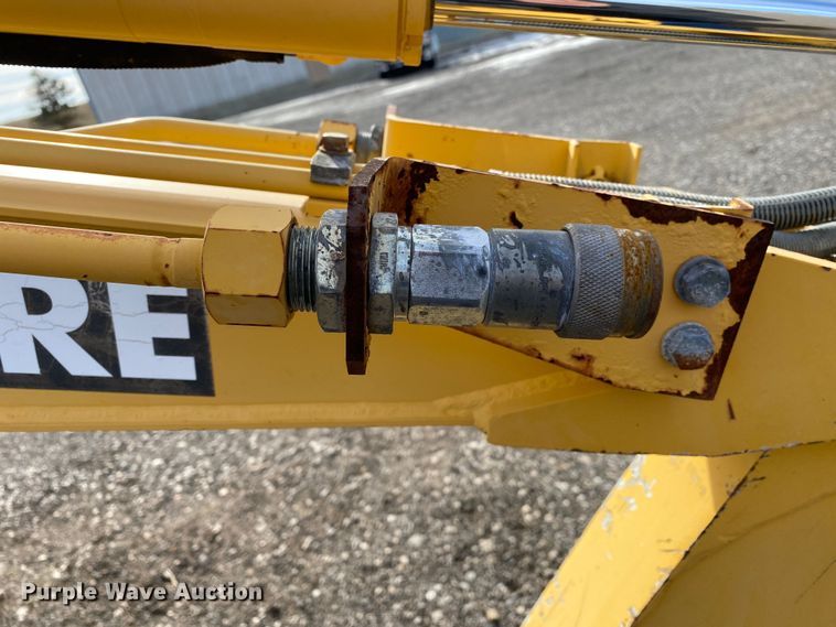 image for item JW9235 2006 John Deere 17ZTS  mini excavator