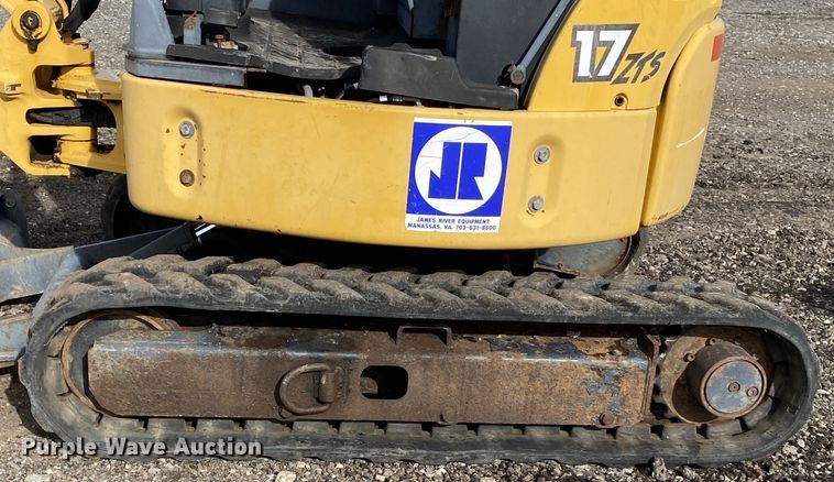 image for item JW9235 2006 John Deere 17ZTS  mini excavator