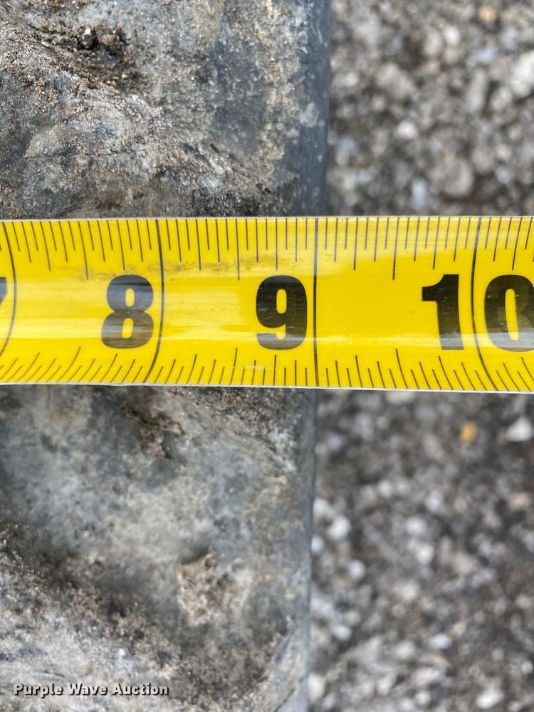 image for item JW9235 2006 John Deere 17ZTS  mini excavator