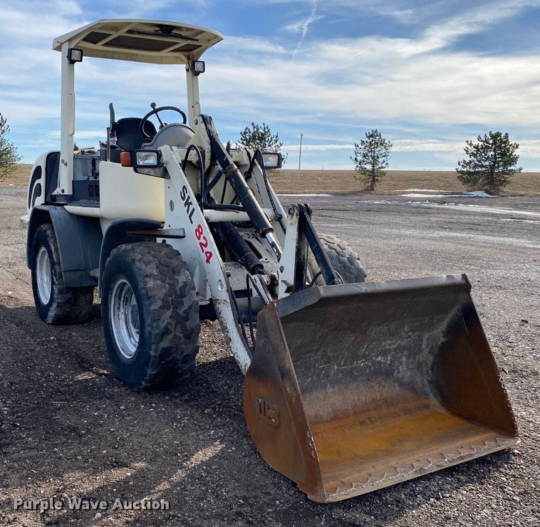 image for item JW9236 2005 Terex SKL824  wheel loader