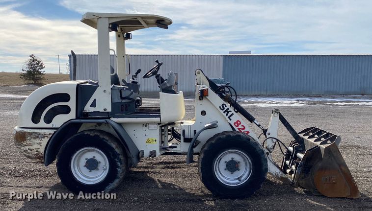 image for item JW9236 2005 Terex SKL824  wheel loader