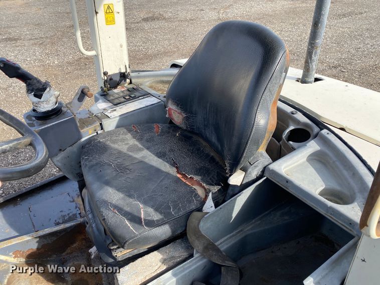 image for item JW9236 2005 Terex SKL824  wheel loader