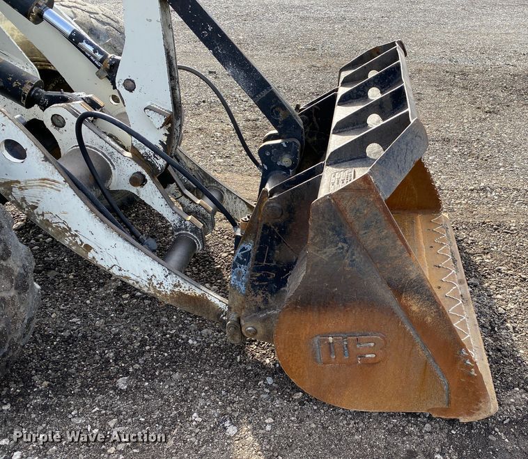 image for item JW9236 2005 Terex SKL824  wheel loader