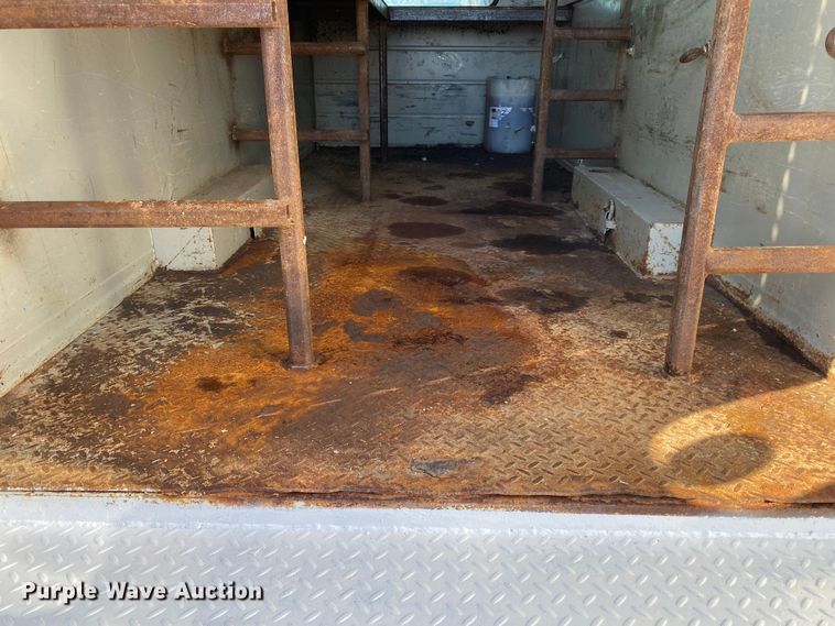 image for item JW9247 2007 GMC C7500  utility / service truck