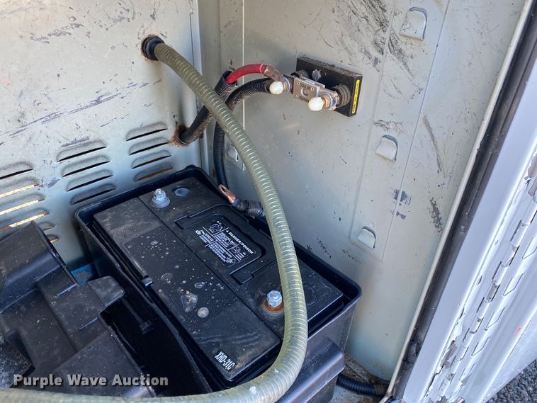 image for item JW9247 2007 GMC C7500  utility / service truck