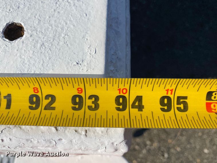 image for item JW9247 2007 GMC C7500  utility / service truck