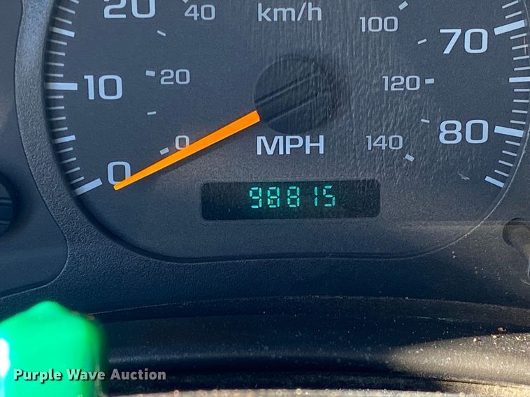 image for item JW9247 2007 GMC C7500  utility / service truck