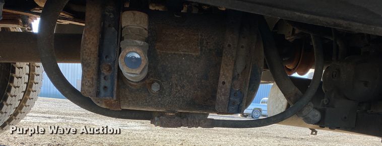 image for item JW9247 2007 GMC C7500  utility / service truck