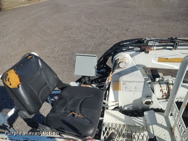 image for item JW9261 2012 Freightliner  crane truck