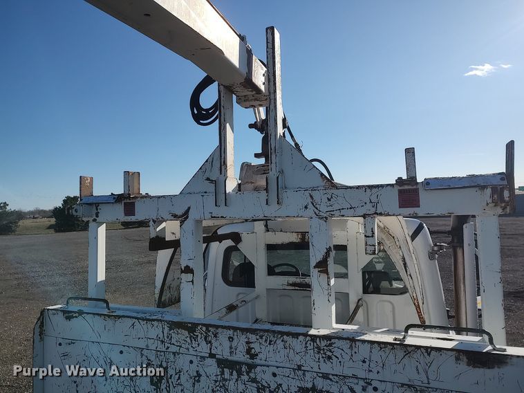 image for item JW9261 2012 Freightliner  crane truck