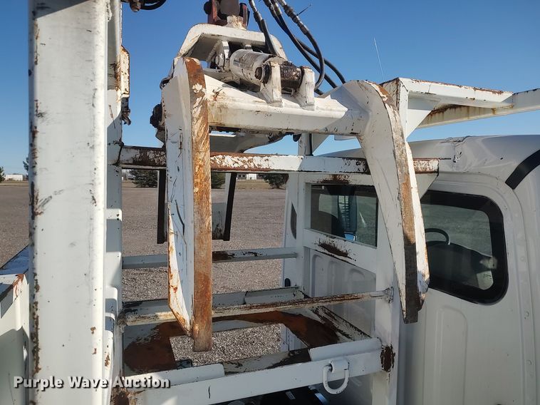 image for item JW9261 2012 Freightliner  crane truck