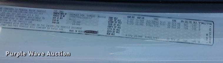 image for item JW9261 2012 Freightliner  crane truck