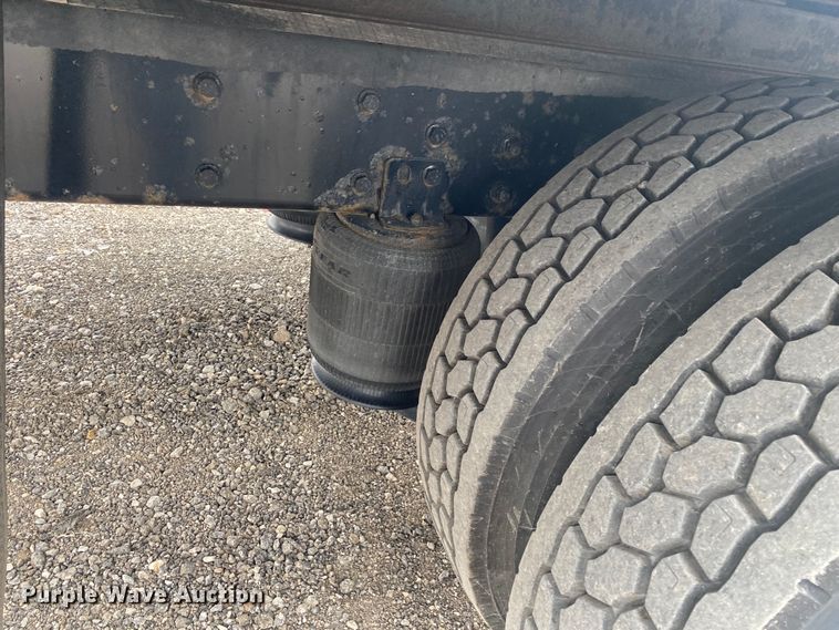 image for item JW9267 2014 International 4300  refrigerated delivery truck