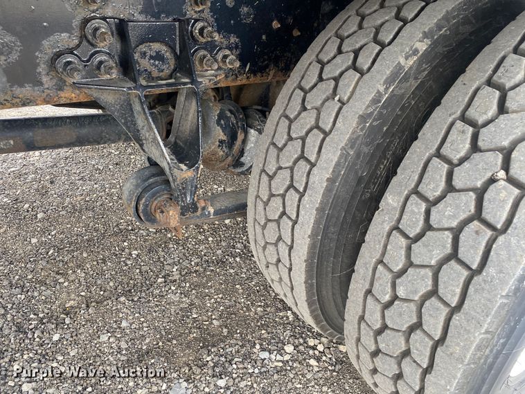 image for item JW9267 2014 International 4300  refrigerated delivery truck