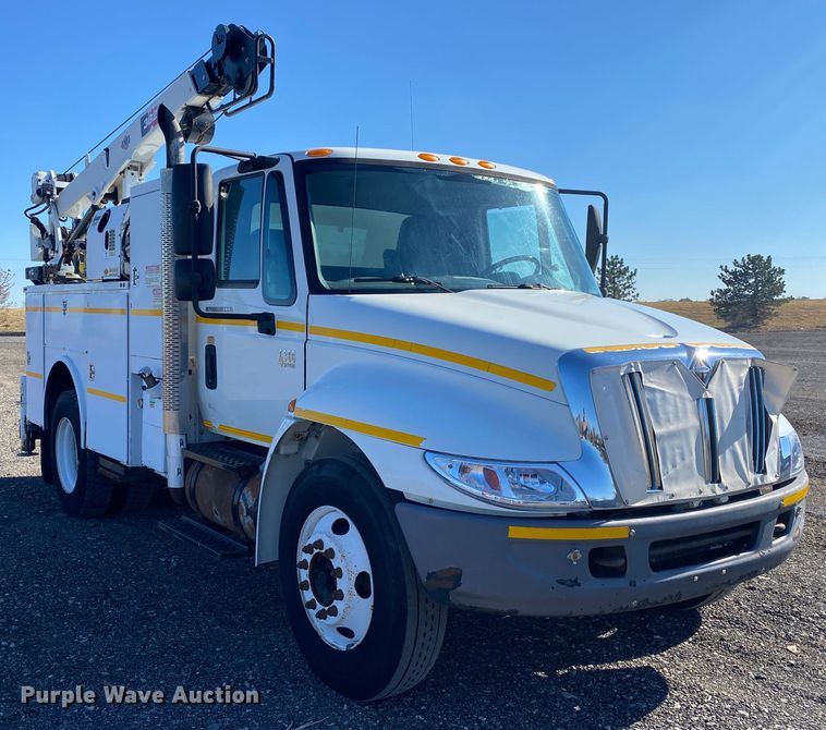 image for item JW9279 2007 International 4300  utility / service truck