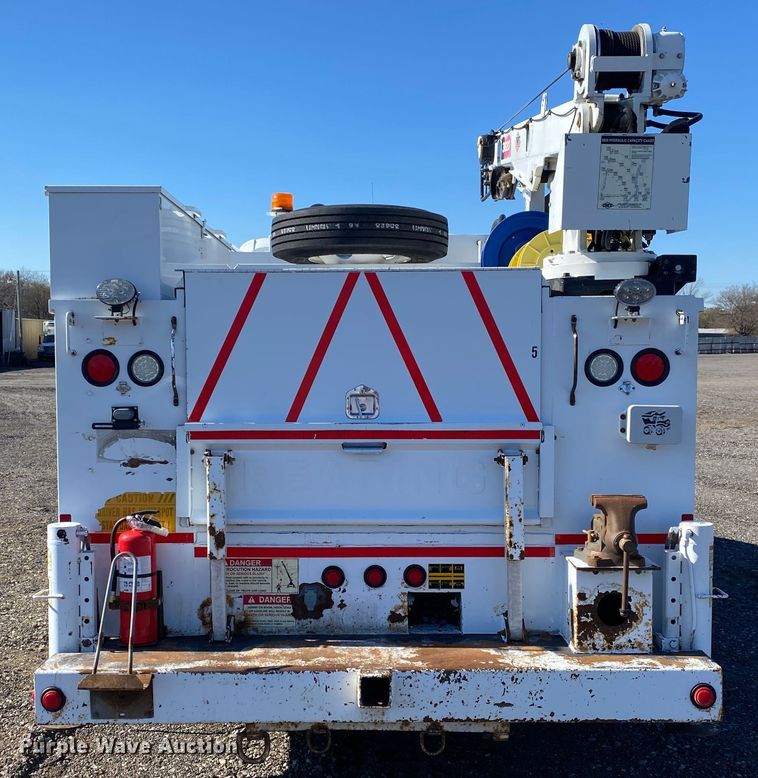 image for item JW9279 2007 International 4300  utility / service truck