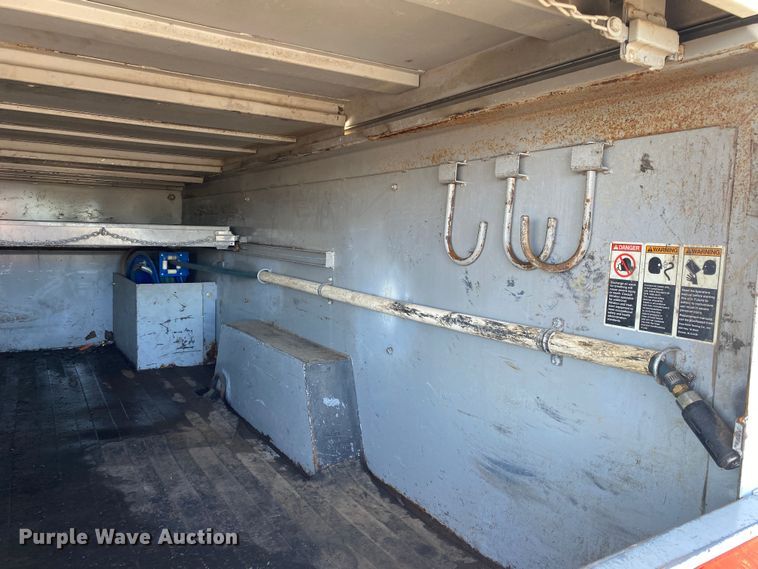 image for item JW9279 2007 International 4300  utility / service truck