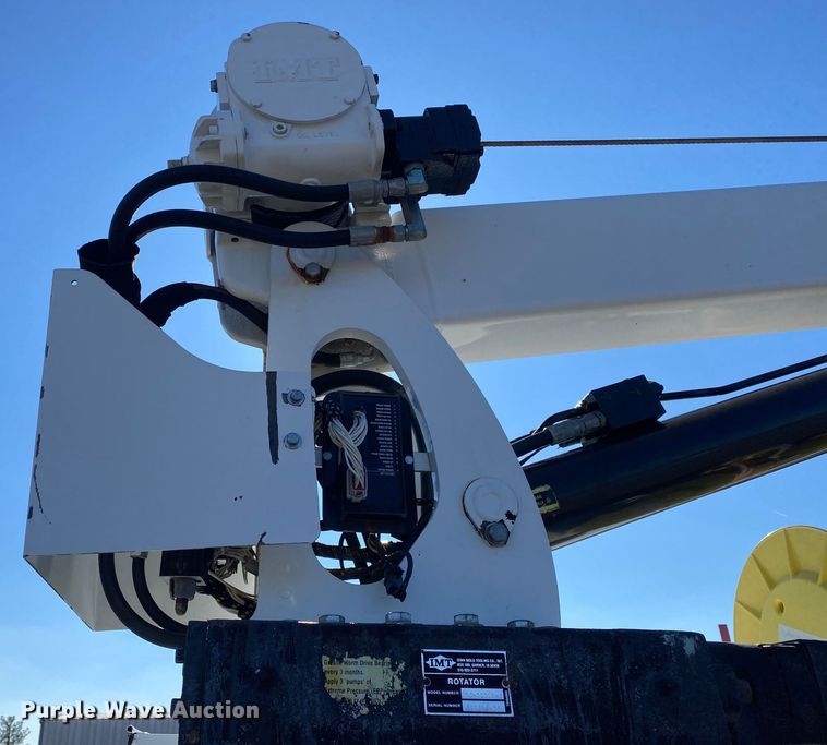 image for item JW9279 2007 International 4300  utility / service truck