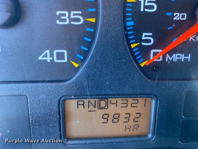 image for item JW9279 2007 International 4300  utility / service truck