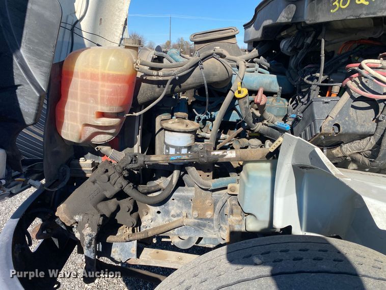 image for item JW9279 2007 International 4300  utility / service truck