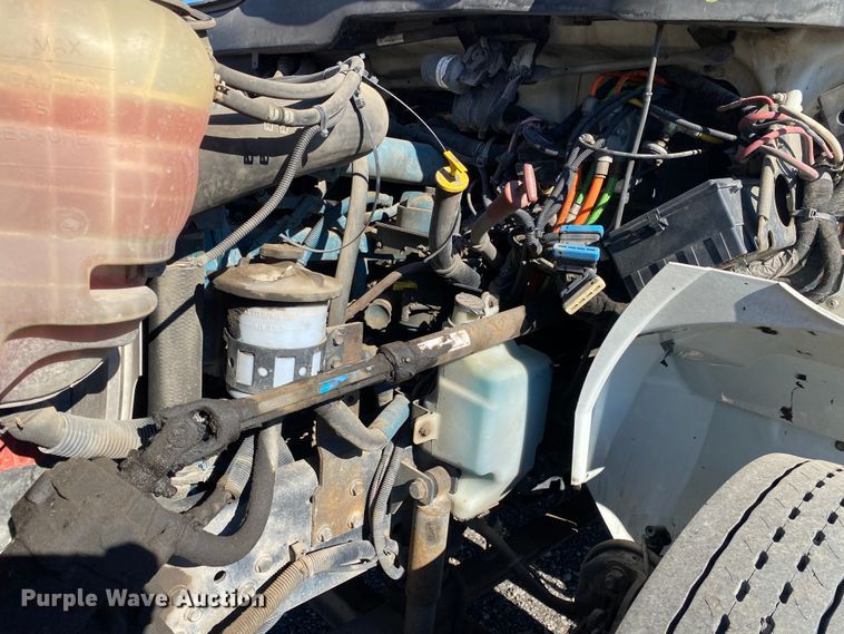 image for item JW9279 2007 International 4300  utility / service truck