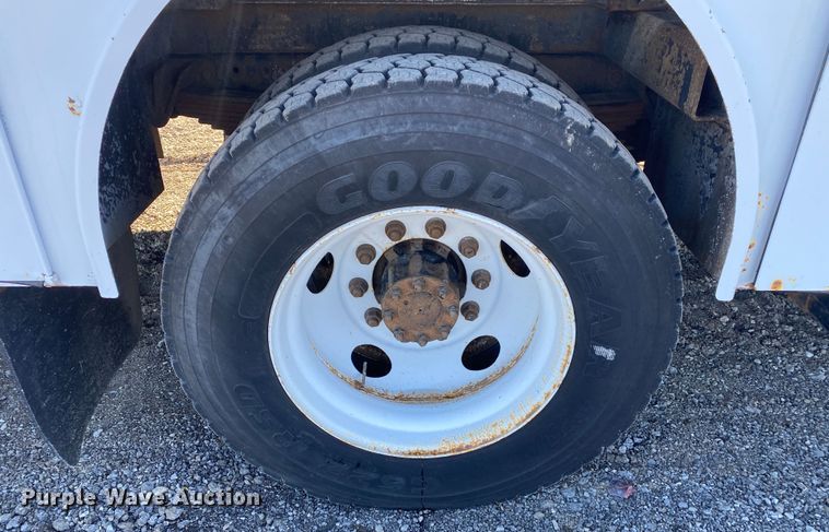 image for item JW9279 2007 International 4300  utility / service truck