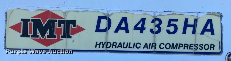 image for item JW9279 2007 International 4300  utility / service truck