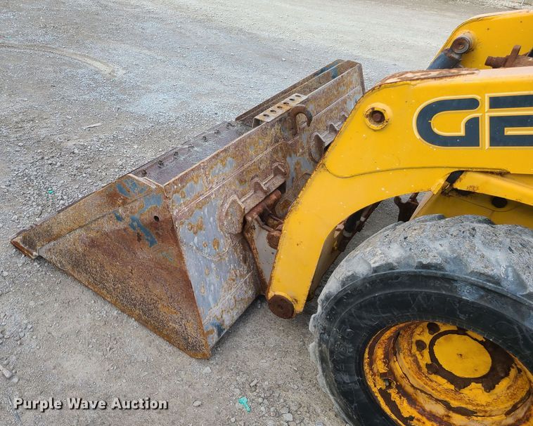 image for item JW9819 2010 Gehl V270  skid steer loader