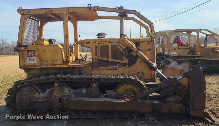 image for item JW9820 1973 Caterpillar D7F  dozer