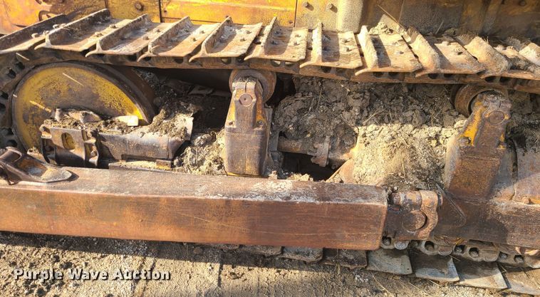 image for item JW9820 1973 Caterpillar D7F  dozer
