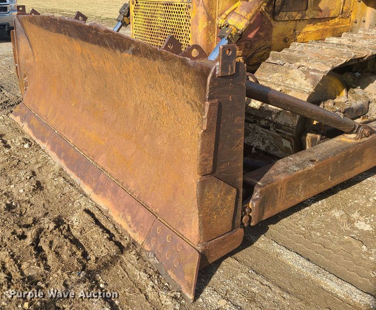image for item JW9820 1973 Caterpillar D7F  dozer