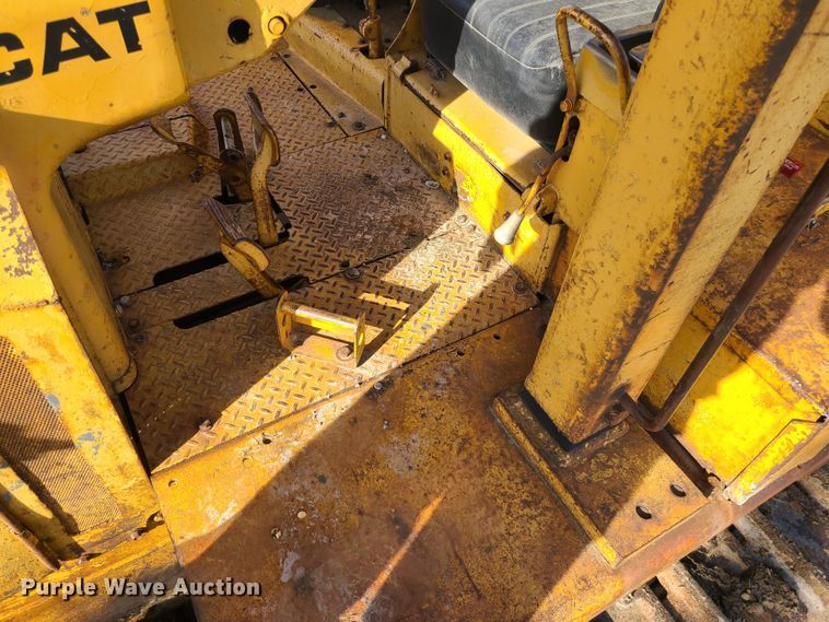 image for item JW9820 1973 Caterpillar D7F  dozer