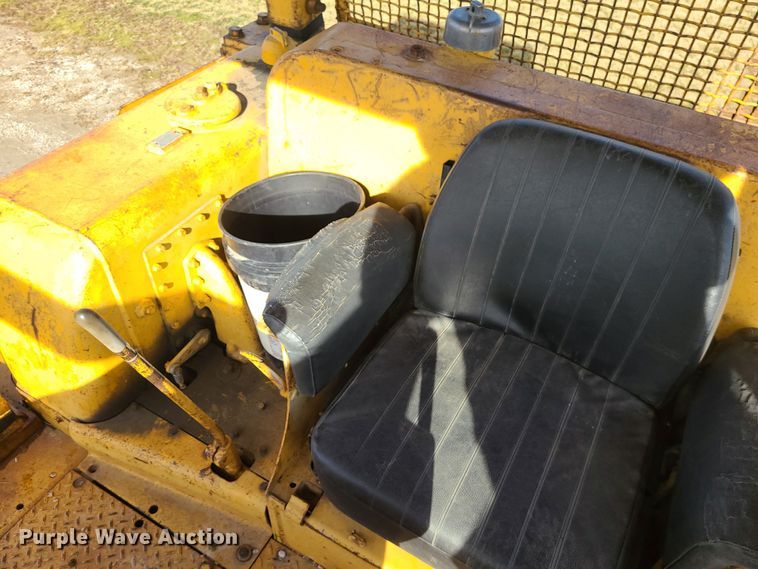 image for item JW9820 1973 Caterpillar D7F  dozer