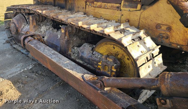 image for item JW9820 1973 Caterpillar D7F  dozer
