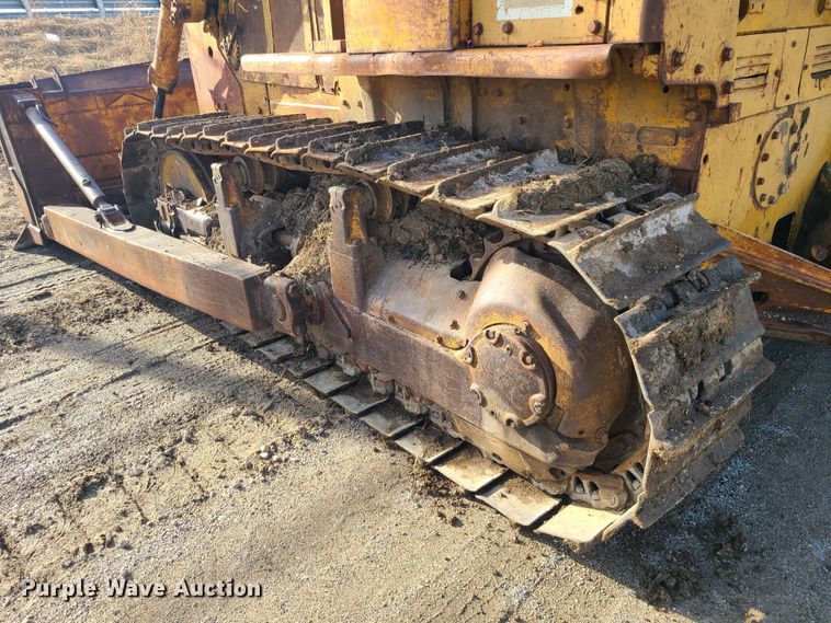 image for item JW9820 1973 Caterpillar D7F  dozer