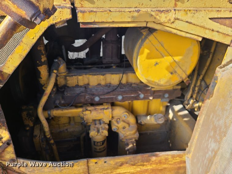 image for item JW9820 1973 Caterpillar D7F  dozer