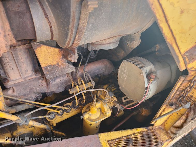 image for item JW9820 1973 Caterpillar D7F  dozer