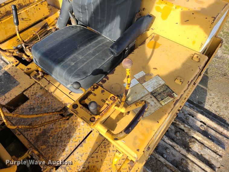 image for item JW9834 1972 Dresser TD15C  dozer