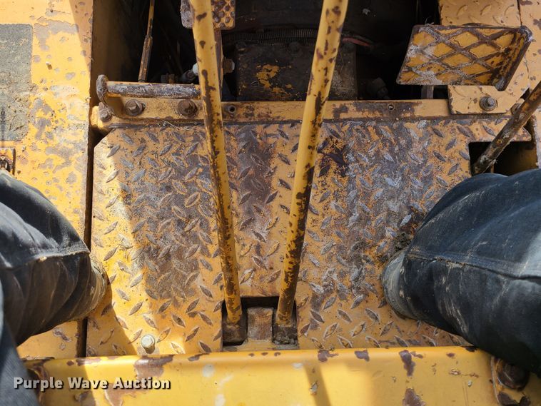 image for item JW9834 1972 Dresser TD15C  dozer