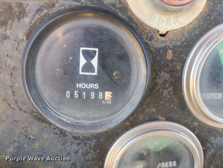 image for item JW9834 1972 Dresser TD15C  dozer