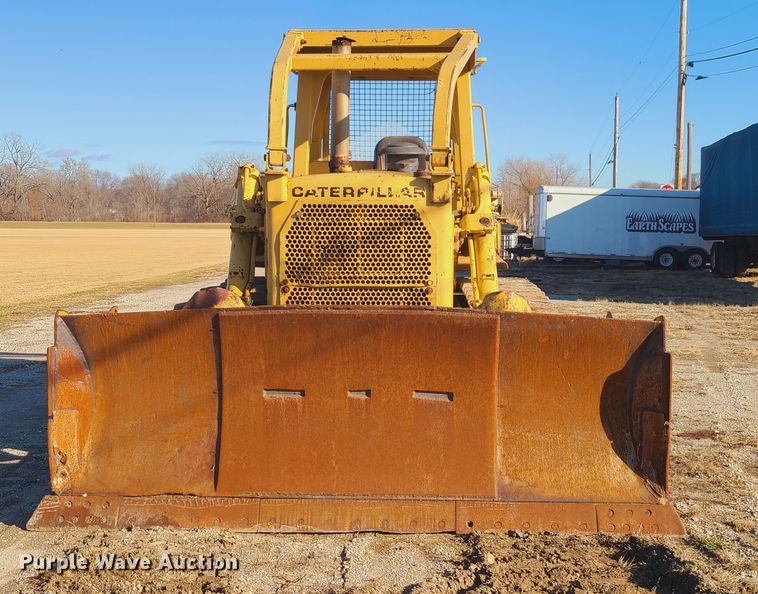 image for item JW9835 Caterpillar D7G  dozer