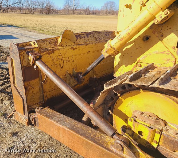image for item JW9835 Caterpillar D7G  dozer