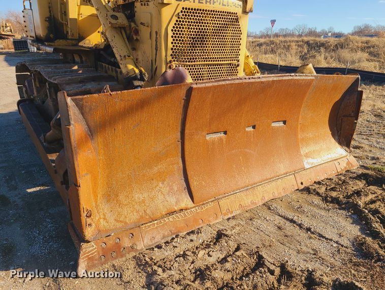 image for item JW9835 Caterpillar D7G  dozer
