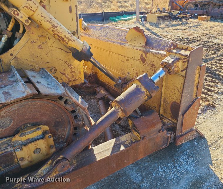 image for item JW9835 Caterpillar D7G  dozer