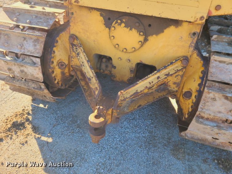 image for item JW9835 Caterpillar D7G  dozer
