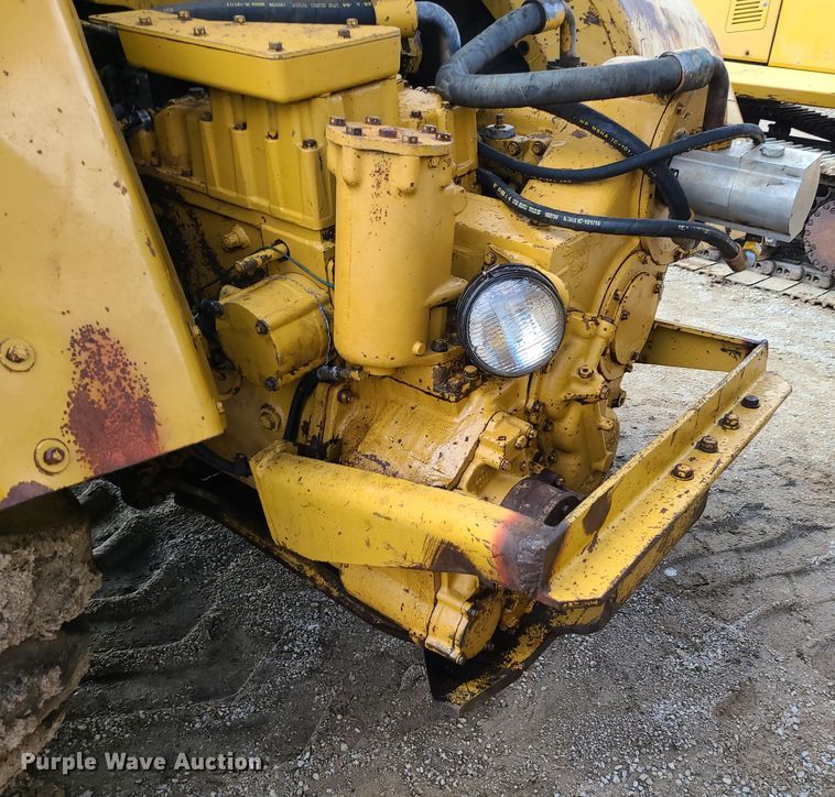 image for item JW9836 1981 Caterpillar 627B  conventional scraper