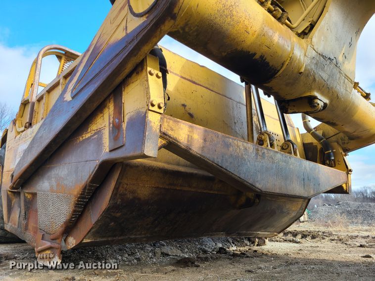 image for item JW9836 1981 Caterpillar 627B  conventional scraper